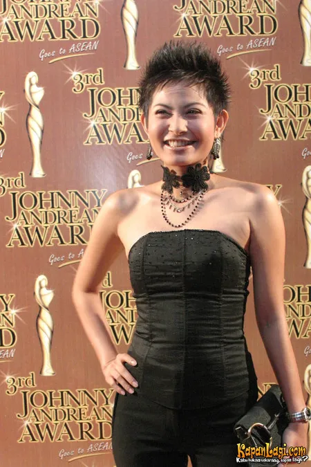 Foto Ade Herlina