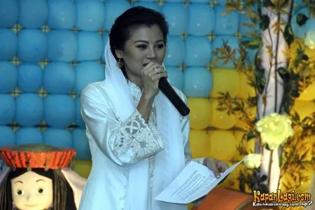 Foto Adinda Bakrie Ong