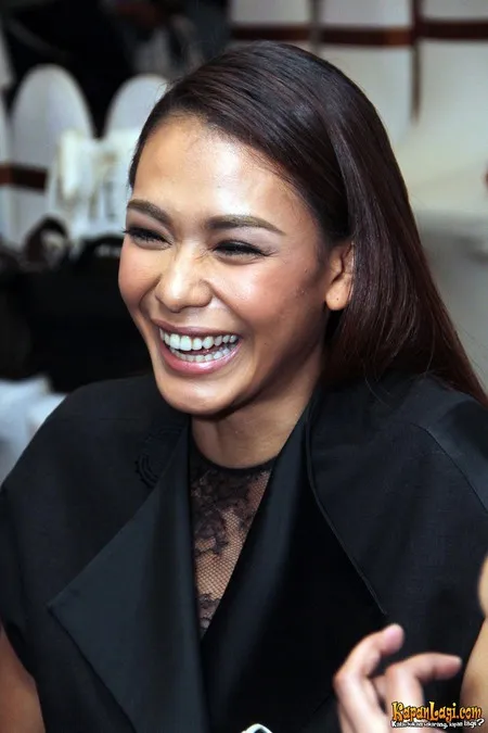 Foto Adinia Wirasti