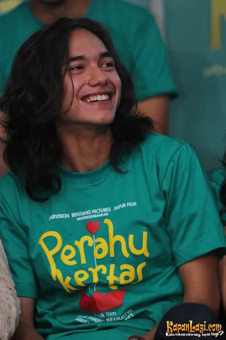 Foto Adipati Dolken
