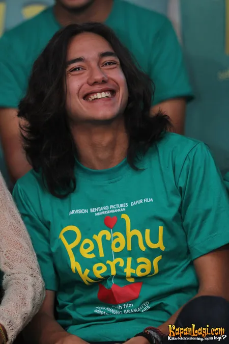 Foto Adipati Dolken