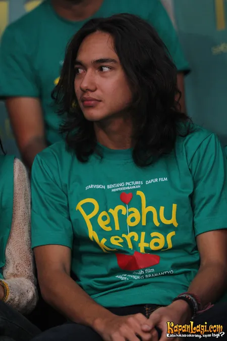 Foto Adipati Dolken