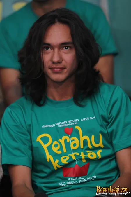 Foto Adipati Dolken