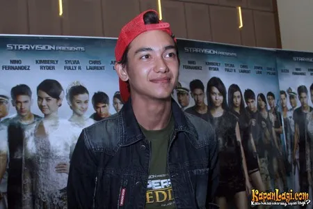 Foto Adipati Dolken