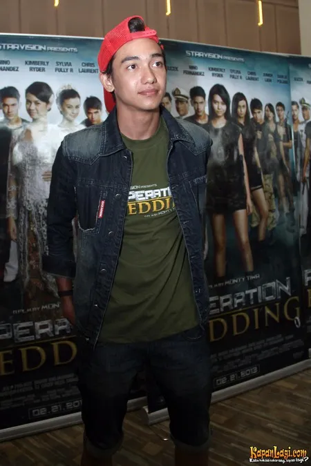 Foto Adipati Dolken