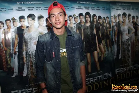 Foto Adipati Dolken