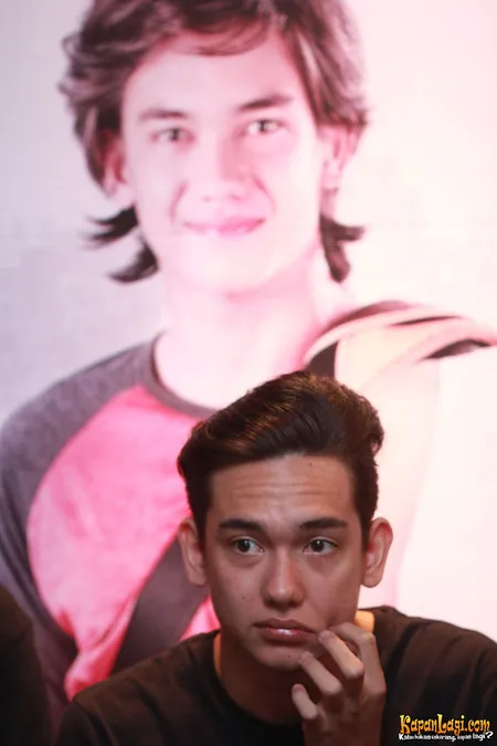 Foto Adipati Dolken