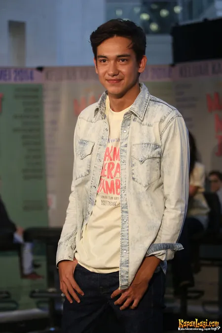 Foto Adipati Dolken