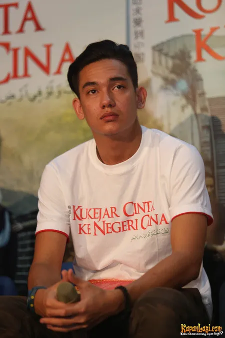 Foto Adipati Dolken