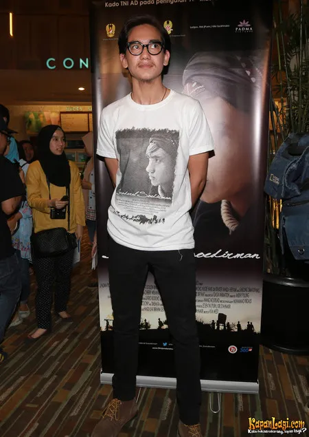 Foto Adipati Dolken