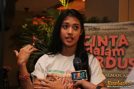 Foto Aditya Putri