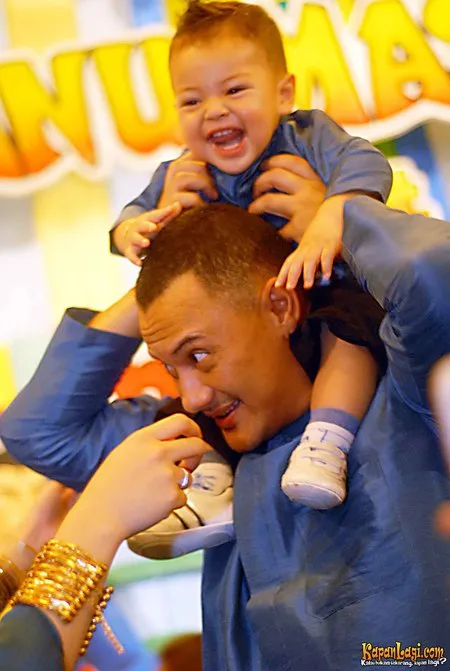 Foto Adjie Massaid