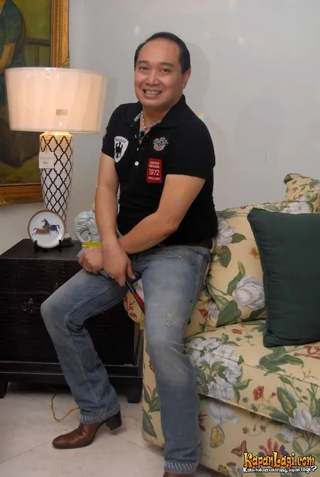 Foto Adjie Notonegoro