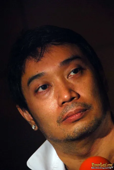 Foto Adjie Notonegoro