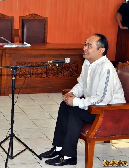 Foto Adjie Notonegoro