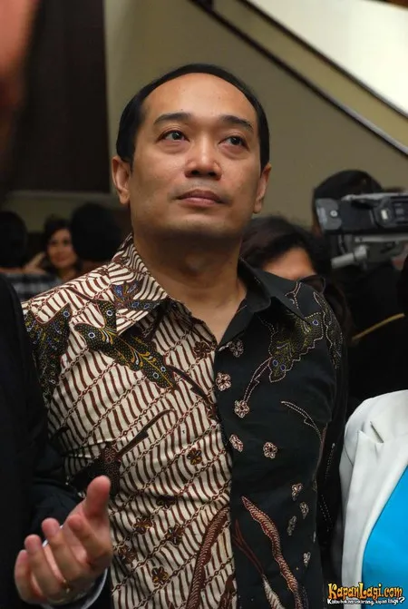 Foto Adjie Notonegoro