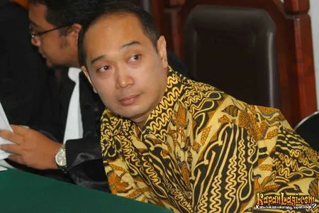 Foto Adjie Notonegoro