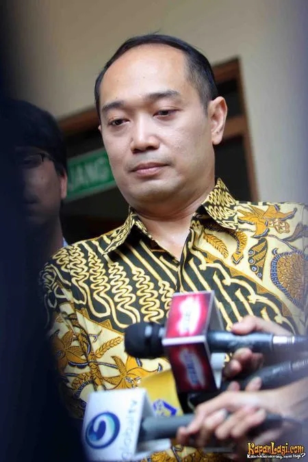 Foto Adjie Notonegoro