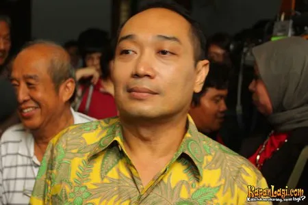 Foto Adjie Notonegoro