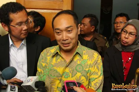 Foto Adjie Notonegoro