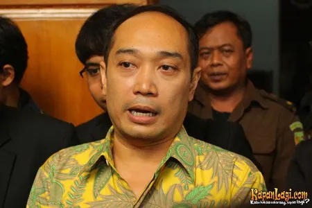 Foto Adjie Notonegoro