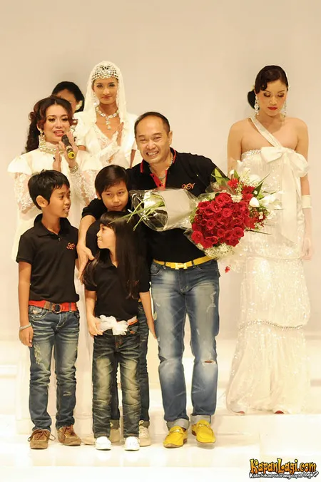 Foto Adjie Notonegoro