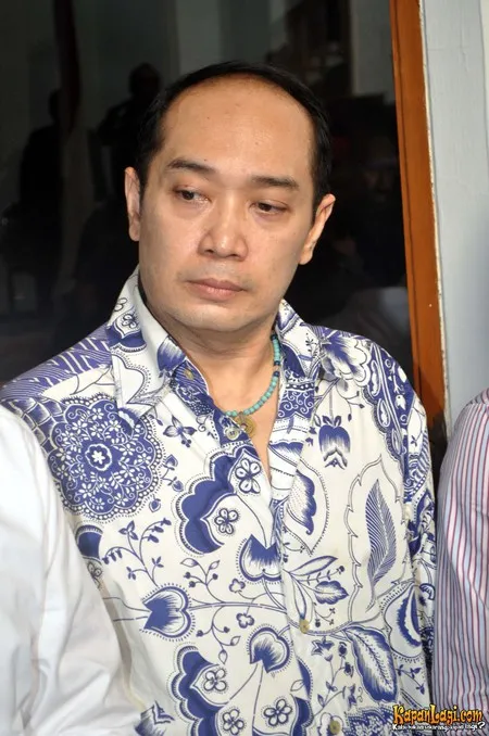 Foto Adjie Notonegoro