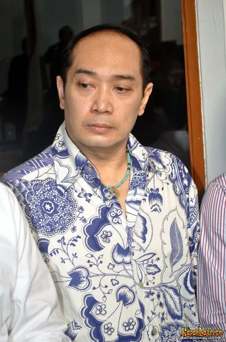 Foto Adjie Notonegoro