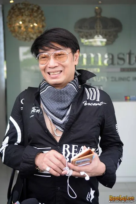 Foto Adjie Notonegoro