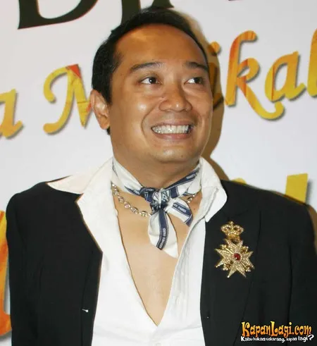 Foto Adjie Notonegoro