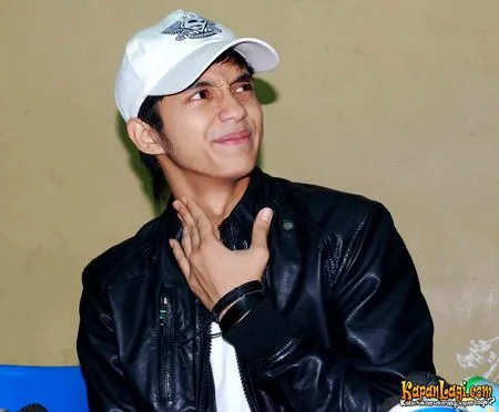 Foto Adly Fairuz