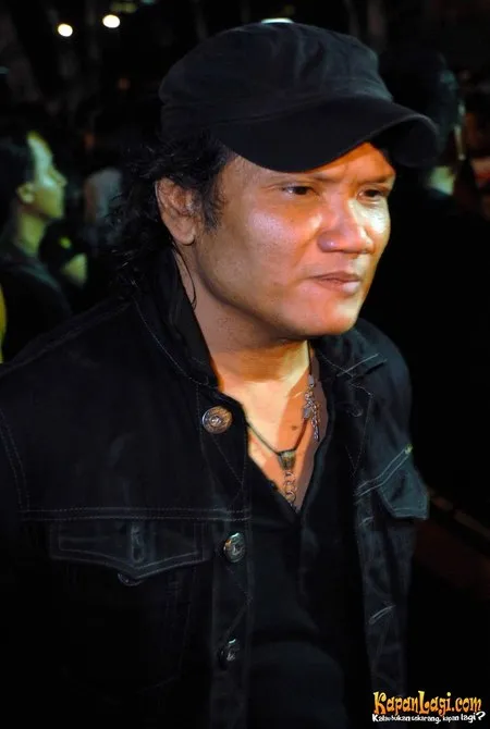 Foto Adrie Subono