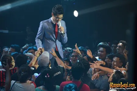 Foto Afgansyah Reza