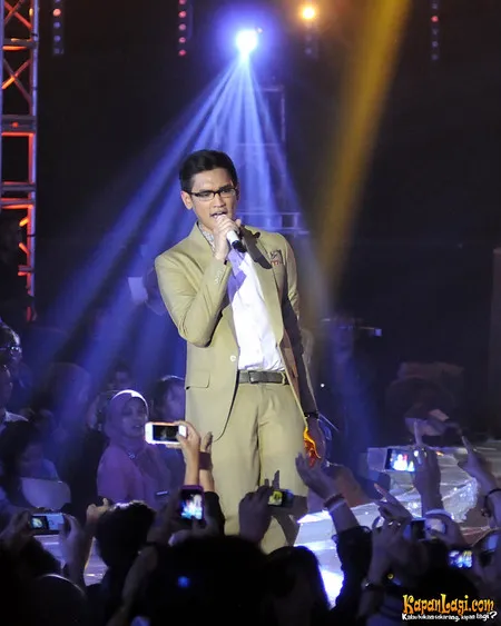 Foto Afgansyah Reza