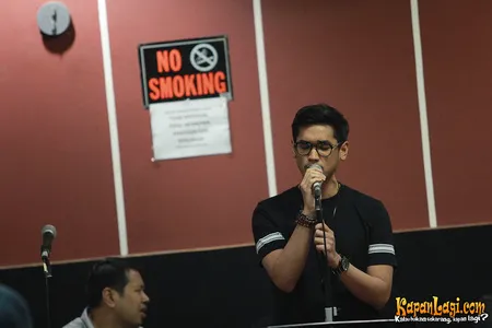 Foto Afgansyah Reza