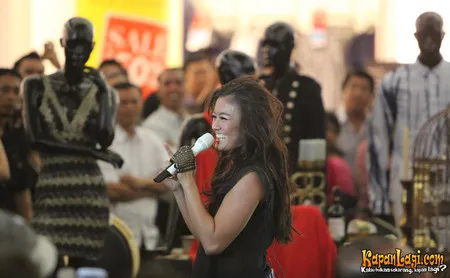 Foto Agnez Mo