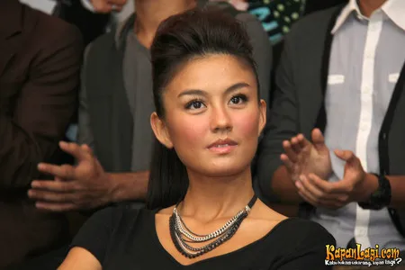 Foto Agnez Mo