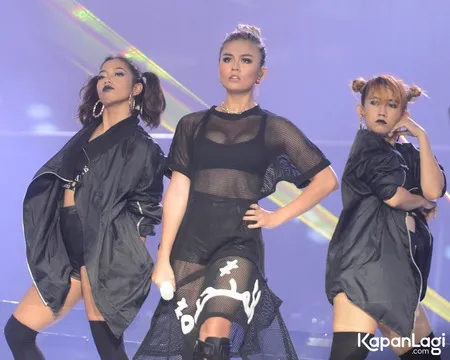 Foto Agnez Mo