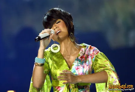 Foto Agnez Mo