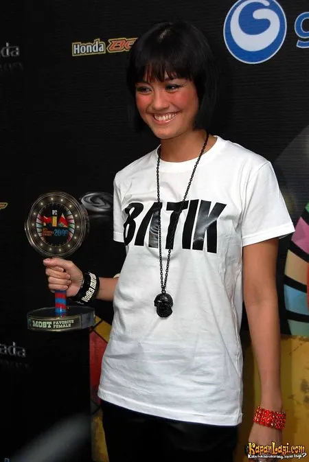 Foto Agnez Mo