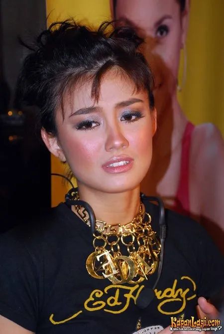 Foto Agnez Mo