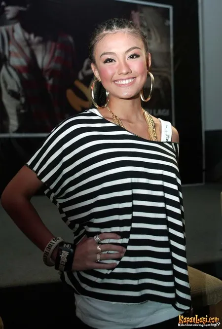 Foto Agnez Mo
