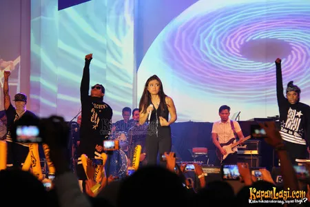 Foto Agnez Mo
