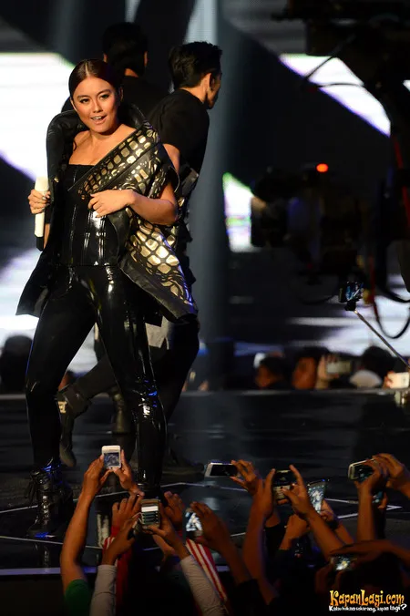 Foto Agnez Mo