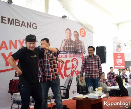 Foto Ahok