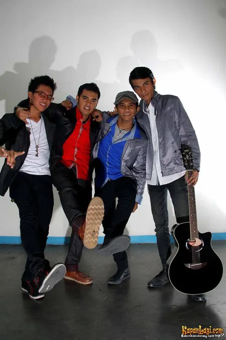 Foto Aira Band