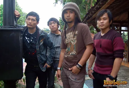 Foto Aladin Band