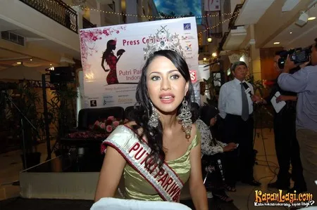 Foto Albertina Francisca Mailoa