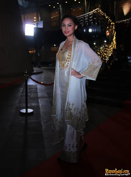 Foto Alessandra Usman