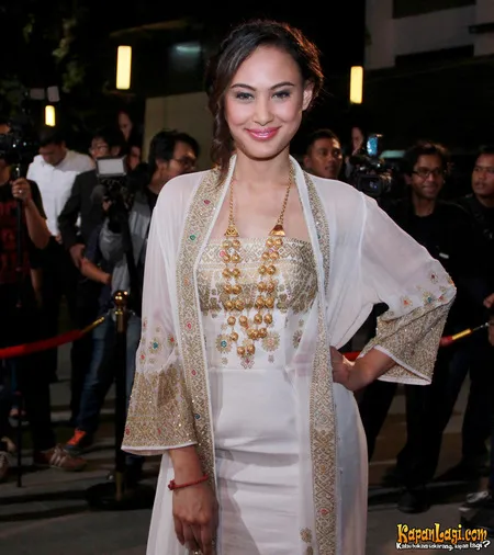 Foto Alessandra Usman